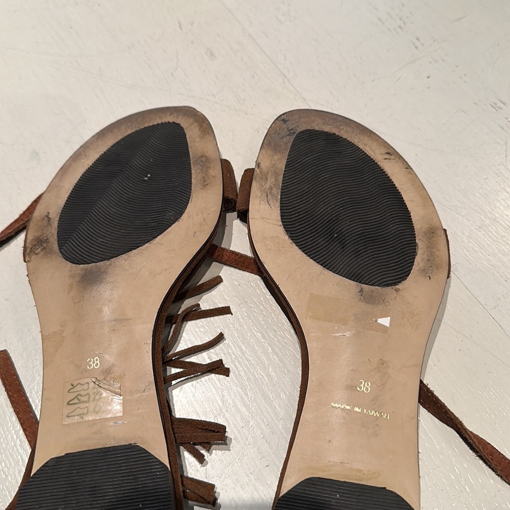 American Rag sandals - Picture 2 of 2